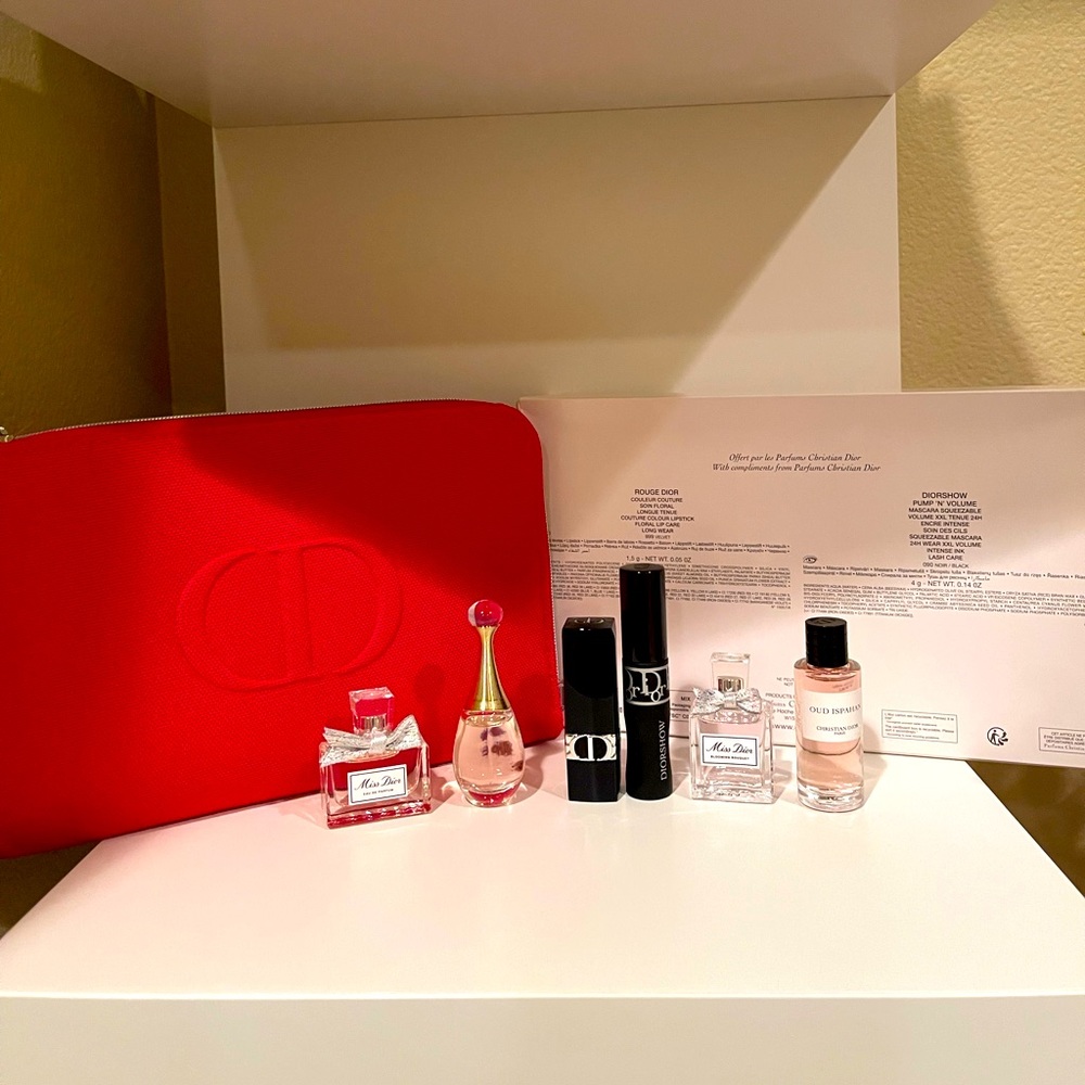 Dior Discovery Mini Gift Set of 6 and Dior makeup Pouch, brand new